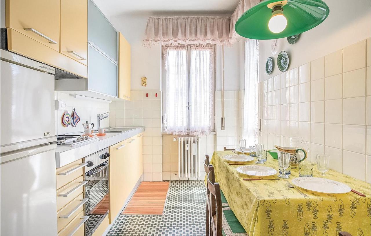 Awesome Apartment In Rapallo Ge With Kitchen Sant'Anna  Ngoại thất bức ảnh