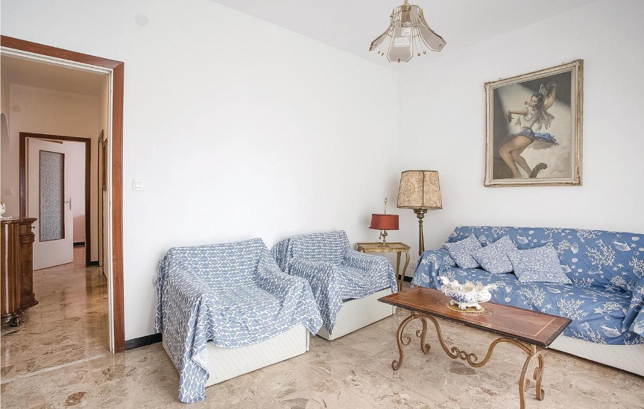 Awesome Apartment In Rapallo Ge With Kitchen Sant'Anna  Ngoại thất bức ảnh